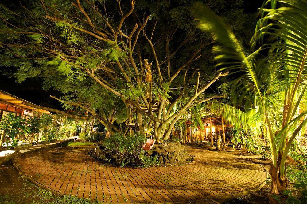 Hotel Manavai Hanga Roa Exterior foto